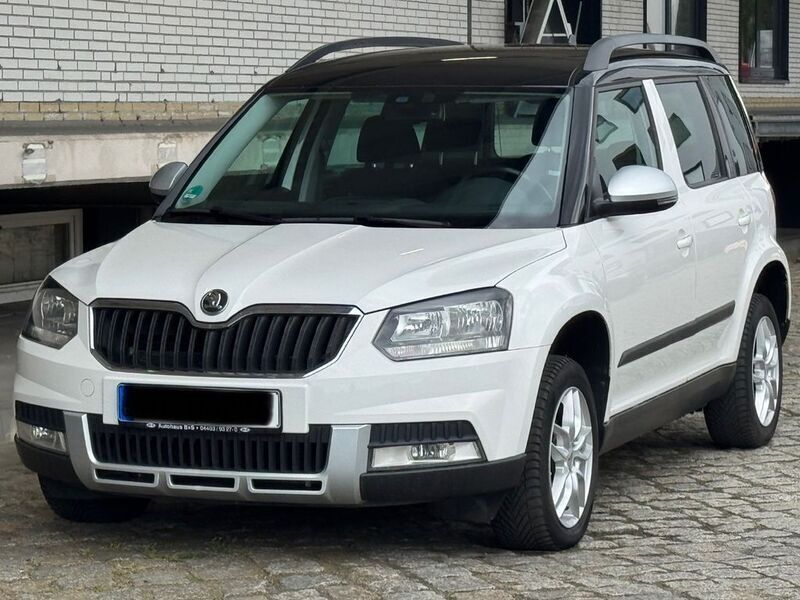 Weiß Gebraucht 2015 Skoda Yeti Ambition SUV | 7.799 € (Superpreis) - Bild 1/4