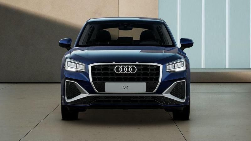 Gebraucht Audi Q2 S-Line 150 PS (110 kW) 2025 Navarrablau metallic SUV