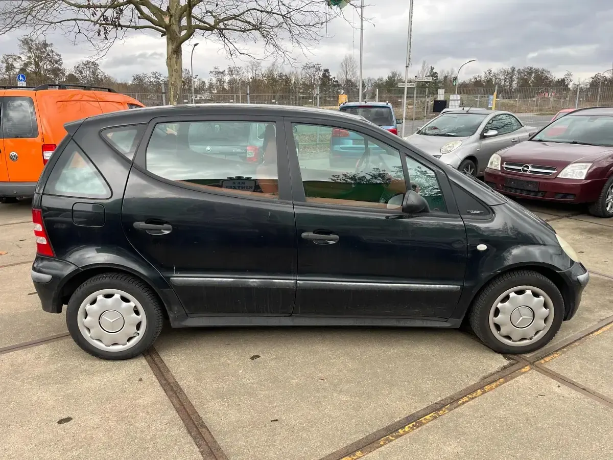 Gebraucht Mercedes A140 82 PS (60 kW) 2002 Schwarz Kleinwagen