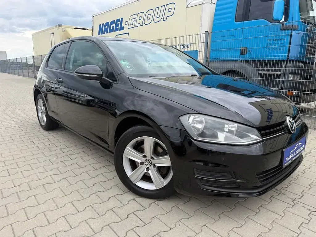 Gebraucht VW Golf VII Trendline 86 PS (63 kW) 2013 Schwarz Limousine