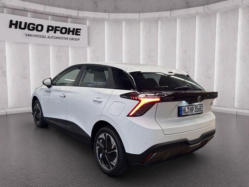 Gebraucht MG MG4 EV 125 kW (170 PS) 2025 Dover weiss uni Kleinwagen