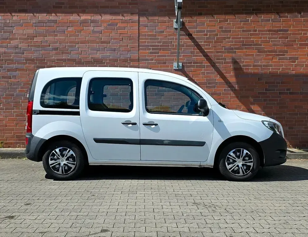 Gebraucht Mercedes Citan 112 114 PS (83 kW) 2018 Weiß Van / Kleinbus