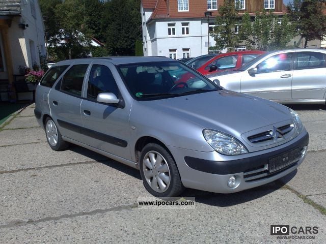 Gebraucht Citroën Xsara 90 PS (66 kW) 2003 Silber metallic Kombi