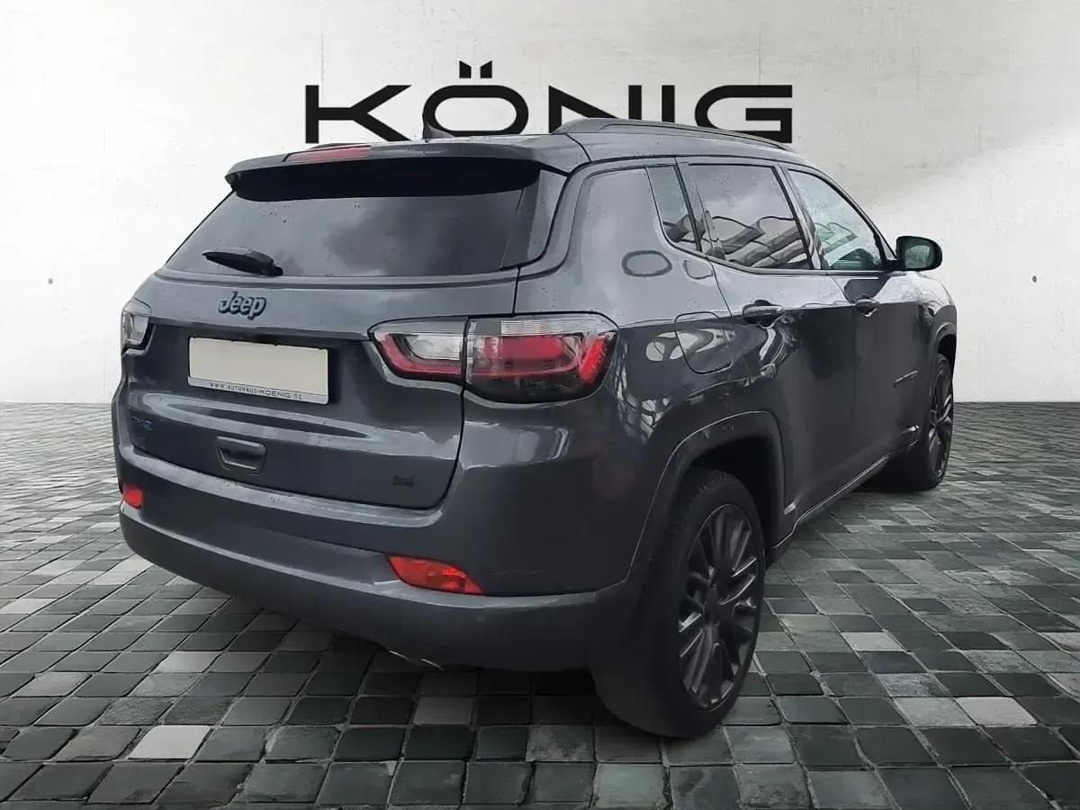 Occasion Jeep Compass 180 ch (132 kW) 2022 Gris SUV