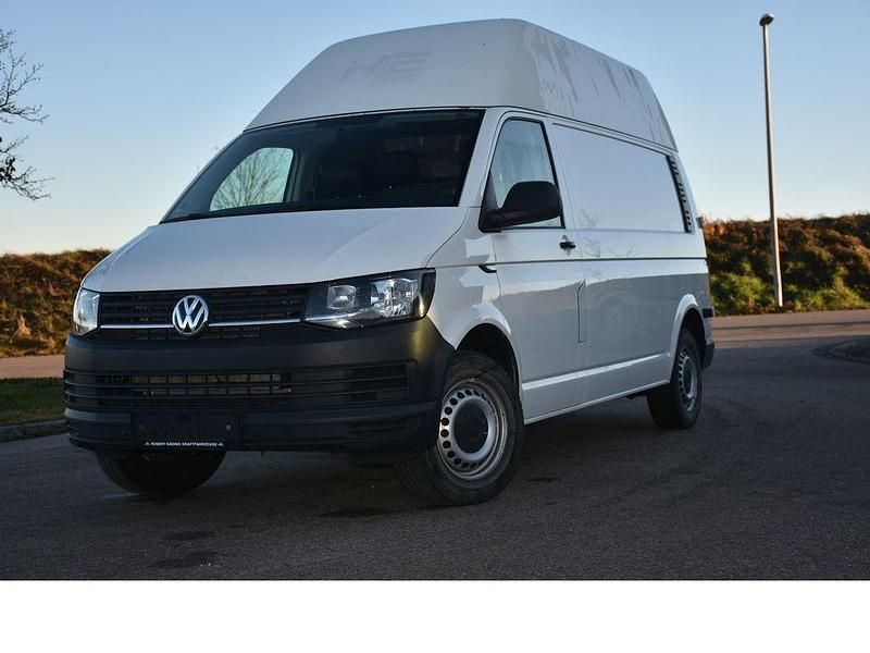 Gebraucht VW Transporter 150 PS (110 kW) 2018 Weiß Van