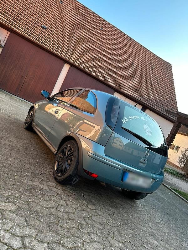 Gebraucht Opel Corsa 80 PS (58 kW) 2006 Kleinwagen