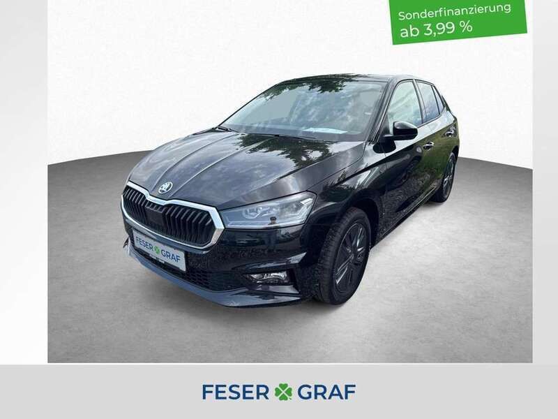 Blackmagicperleffekt Neu 2025 Skoda Fabia Tour Kleinwagen | 21.960 € (Etwas zu teuer) - Bild 1/4