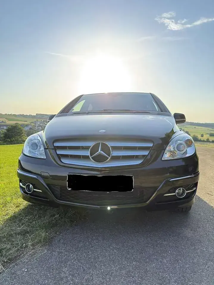 Gebraucht Mercedes B170 116 PS (85 kW) 2008 Schwarz Van / Kleinbus