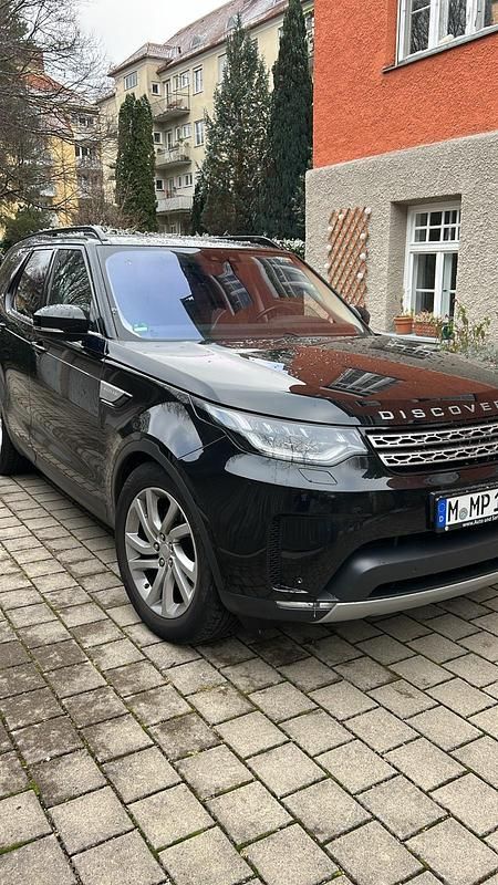 Schwarz Gebraucht 2017 Land Rover Discovery 5 HSE SUV | 22.500 € - Bild 1/4