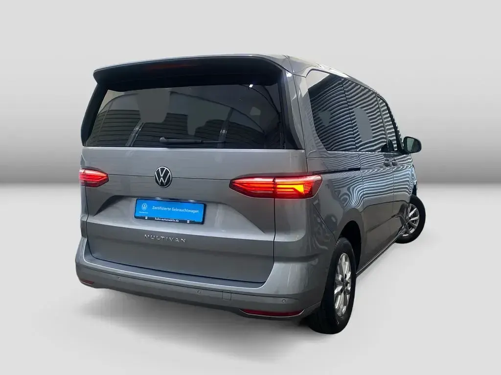 Occasion VW Multivan Life 150 ch (110 kW) 2025 Argent Monospace