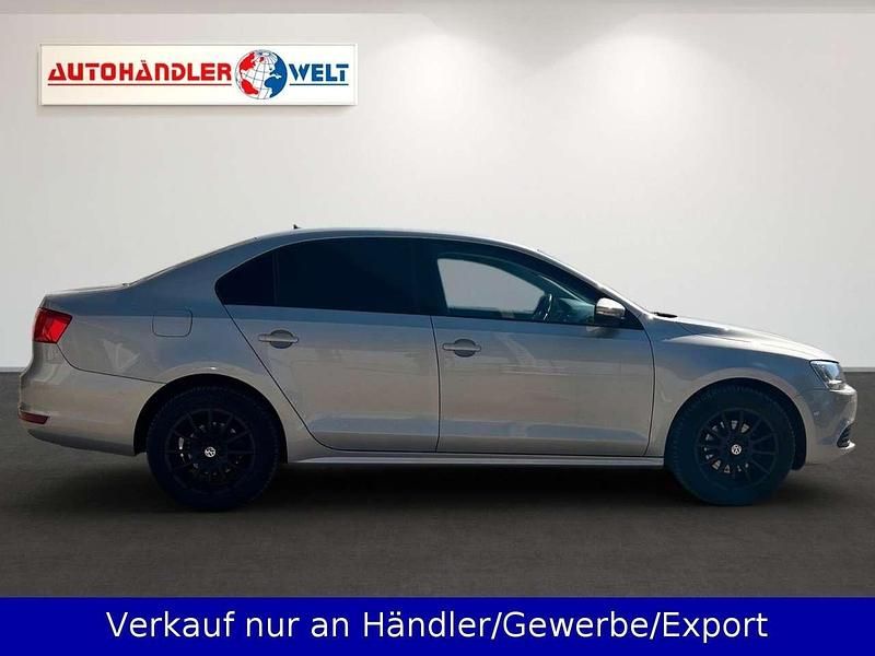 Usata VW Jetta 105 CV (77 kW) 2012 Argento Berlina