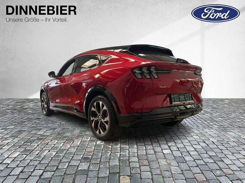 Gebraucht Ford Mustang Mach-E Premium 258 kW (351 PS) 2025 Rot SUV