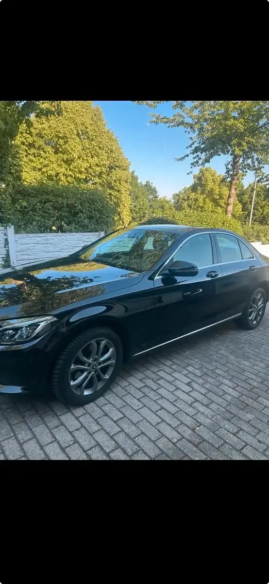 Gebraucht Mercedes C200 184 PS (135 kW) 2017 Schwarz Limousine