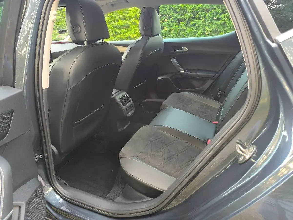 Gebraucht Seat Leon XCELLENCE 204 PS (150 kW) 2021 Grau Limousine
