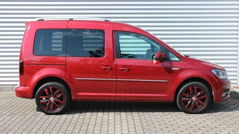 Używany VW Caddy Trendline 84 KM (61 kW) 2016 Minivan