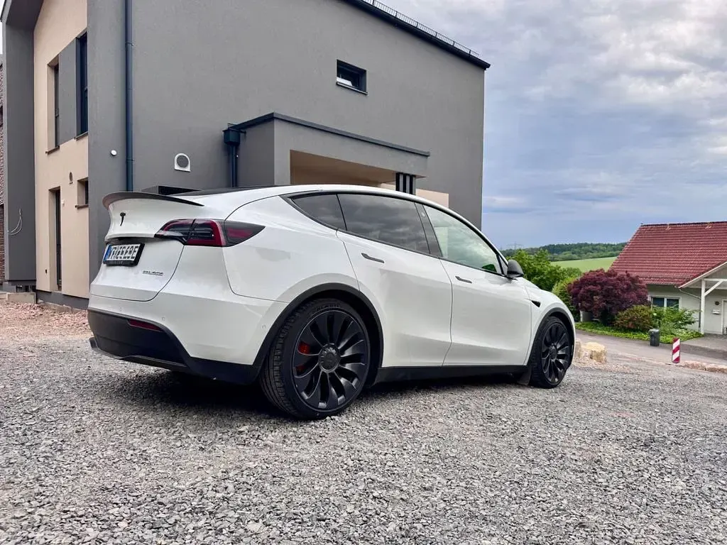 Gebraucht Tesla Model Y Performance 392 kW (534 PS) 2022 Weiß SUV