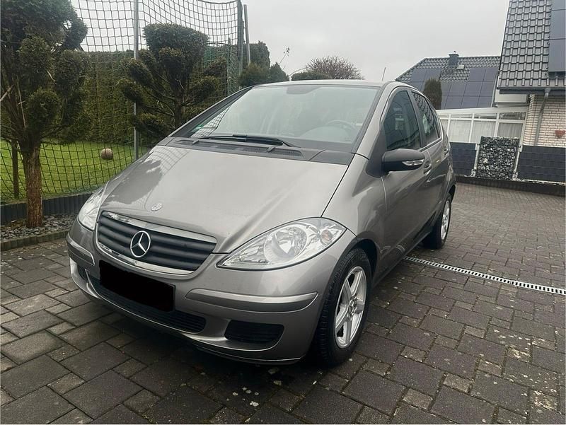 Gebraucht Mercedes A180 Avantgarde 109 PS (80 kW) 2005 Grau Limousine