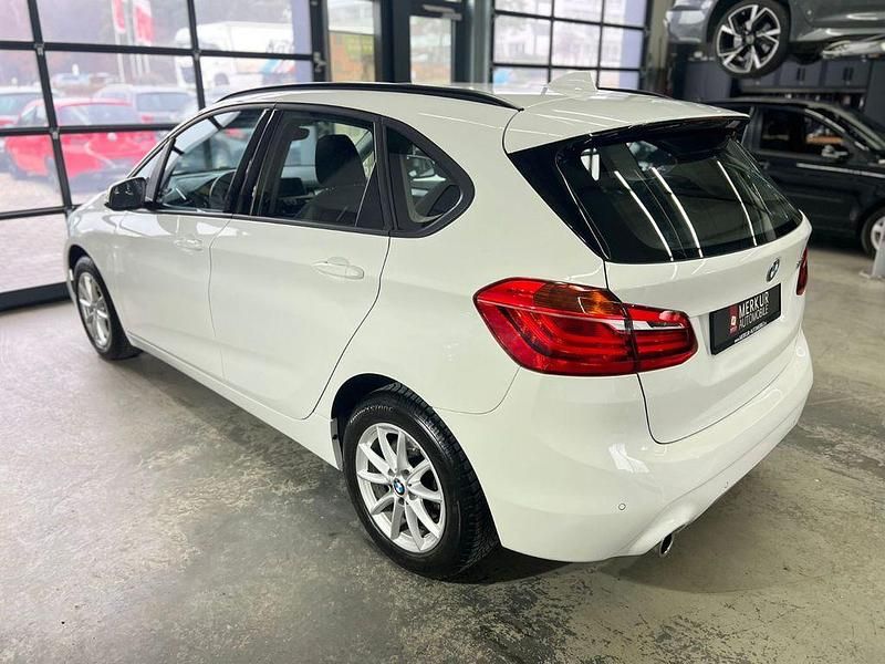 Gebraucht BMW 216 Active Tourer Advantage 109 PS (80 kW) 2019 Weiß Van / Kleinbus