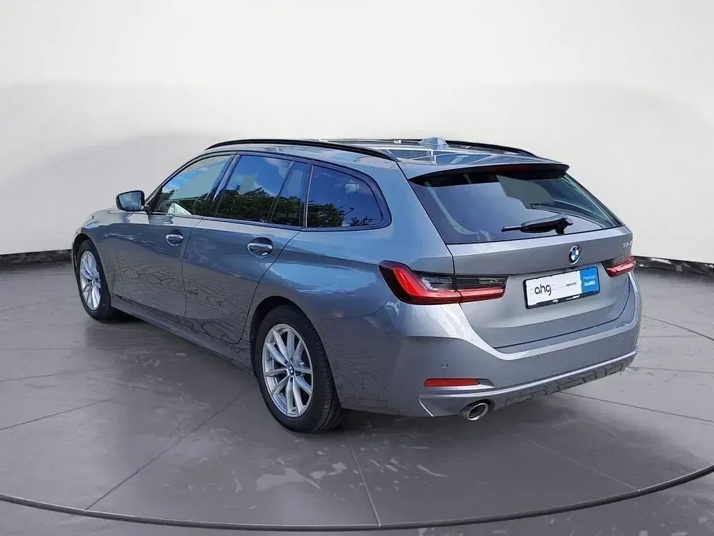 Gebraucht BMW 318 Shadowline 150 PS (110 kW) 2023 Grau Kombi