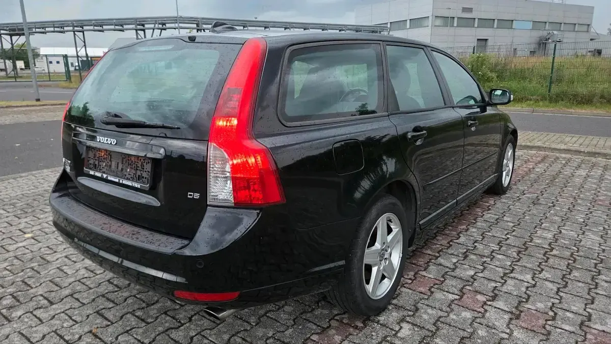 Gebraucht Volvo V50 180 PS (132 kW) 2007 Schwarz Kombi