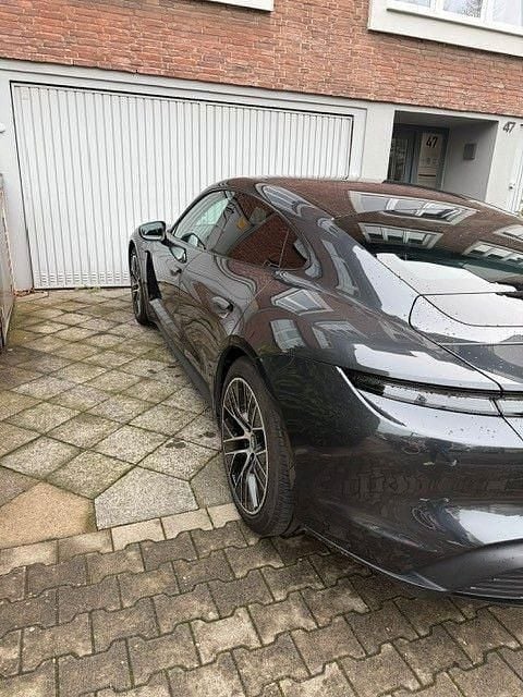 Gebraucht Porsche Taycan 350 kW (476 PS) 2021 Grau Coupé