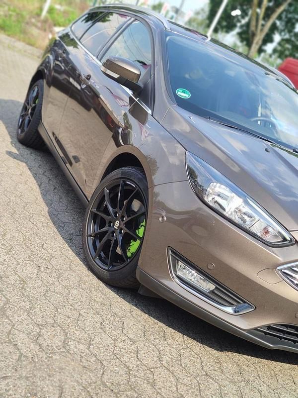 Gebraucht 2016 Ford Focus Titanium Kombi | 8.800 € (Guter Preis) - Bild 1/4