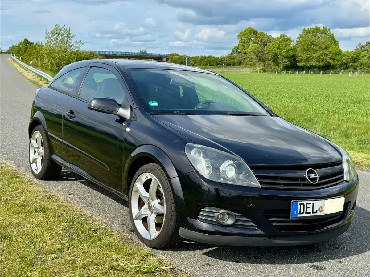 Gebraucht Opel Astra GTC 125 PS (91 kW) 2005 Schwarz Limousine