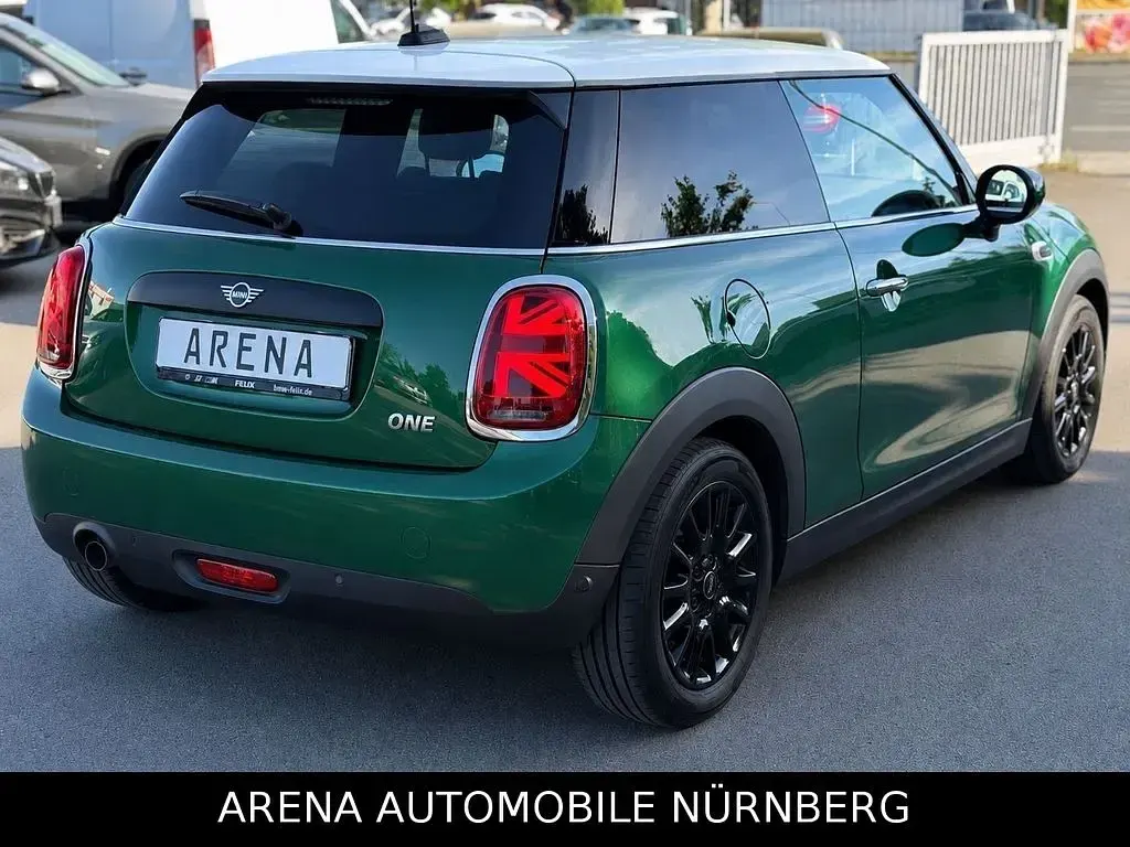 Gebraucht Mini ONE Chili 102 PS (75 kW) 2020 Grün Kleinwagen