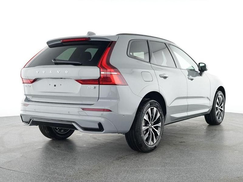 Gebraucht Volvo XC60 Plus 250 PS (183 kW) 2025 Grau SUV