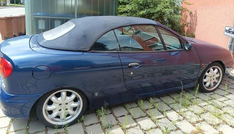 Blau Gebraucht 1999 Renault Mégane Expression Coupé | 1.499 € (Fairer Preis) - Bild 1/4