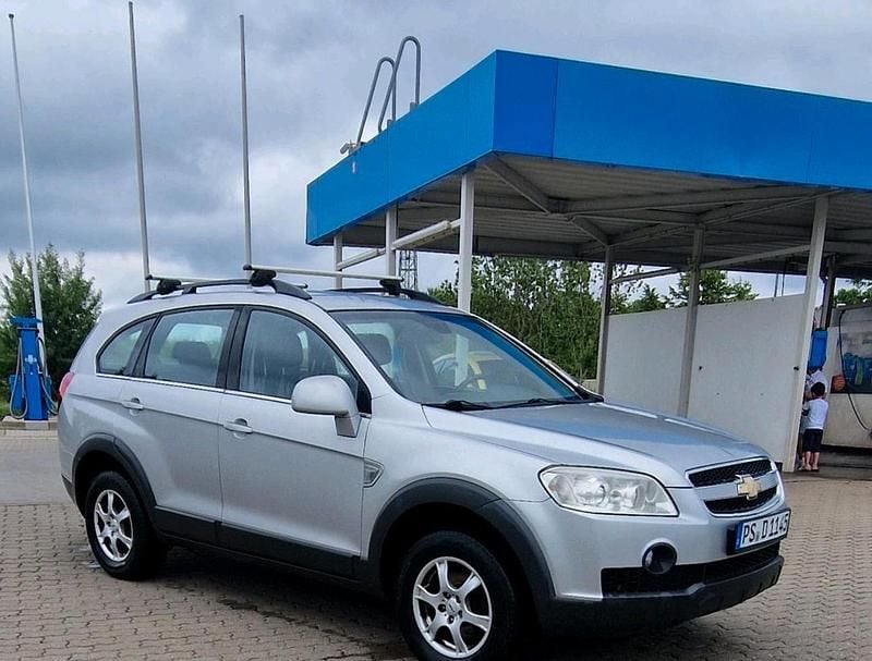 Silber Gebraucht 2009 Chevrolet Captiva SUV | 2.100 € (Guter Preis) - Bild 1/4
