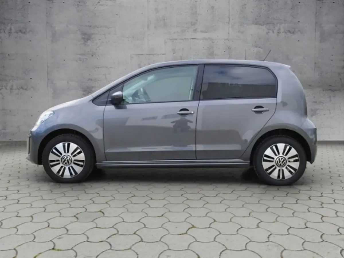 Używany VW e-up! Edition 61 kW (83 KM) 2024 Szary Hatchback