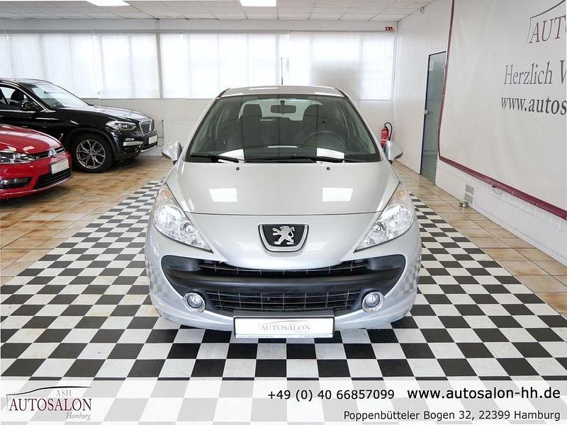Gebraucht Peugeot 207 Urban Move 73 PS (53 kW) 2008 Aluminiumgrau Limousine