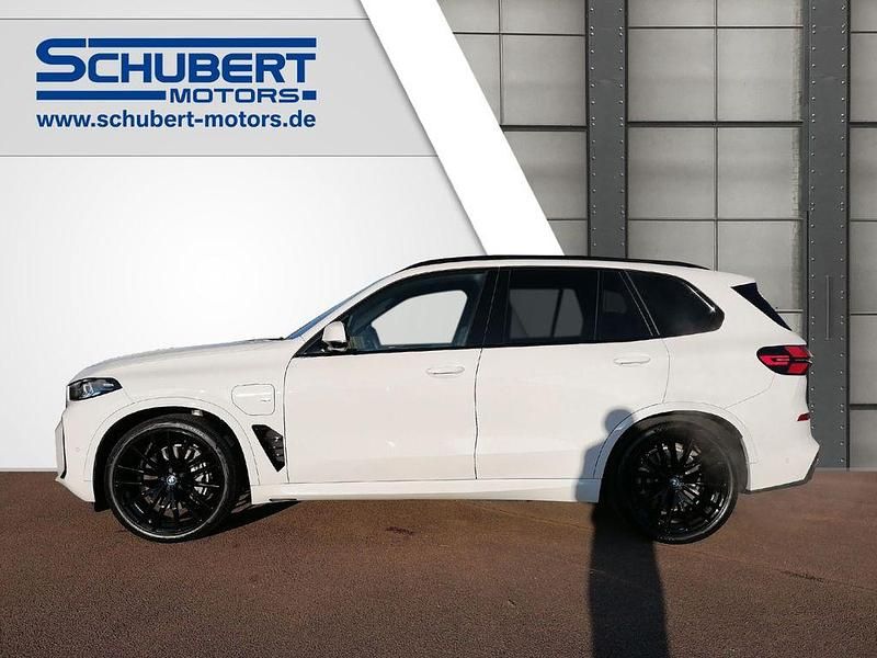 Gebraucht BMW X5 Performance 489 PS (359 kW) 2023 Alpinweiss iii SUV
