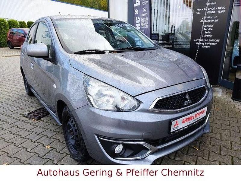 Grau Gebraucht 2016 Mitsubishi Space Star Edition+ Limousine | 7.980 € (Fairer Preis) - Bild 1/4