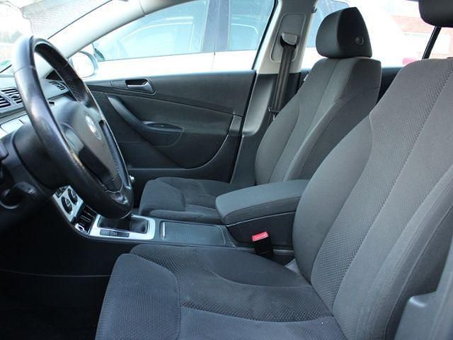 Gebraucht VW Passat Comfortline 160 PS (117 kW) 2009 Silber Limousine