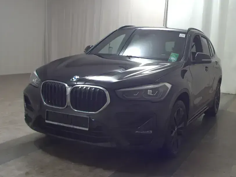 Gebraucht BMW X1 Sport Line 140 PS (102 kW) 2021 Schwarz SUV