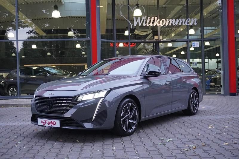 Gebraucht Peugeot 308 SW Allure 131 PS (96 kW) 2023 Grau Kombi