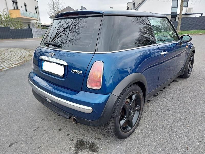 Second-hand Mini Cooper 116 CP (85 kW) 2003 Albastru Hatchback