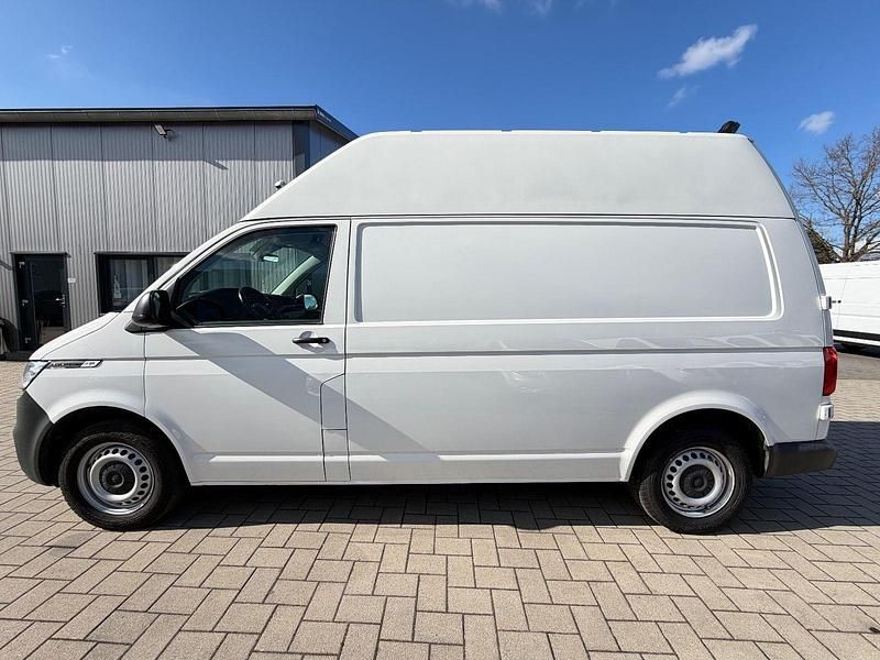 Second-hand VW Transporter 150 CP (110 kW) 2020 Alb Van