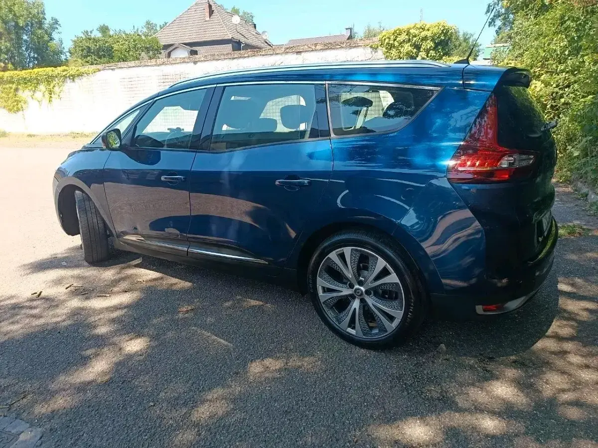 Gebraucht Renault Scénic IV 140 PS (102 kW) 2018 Blau Van / Kleinbus