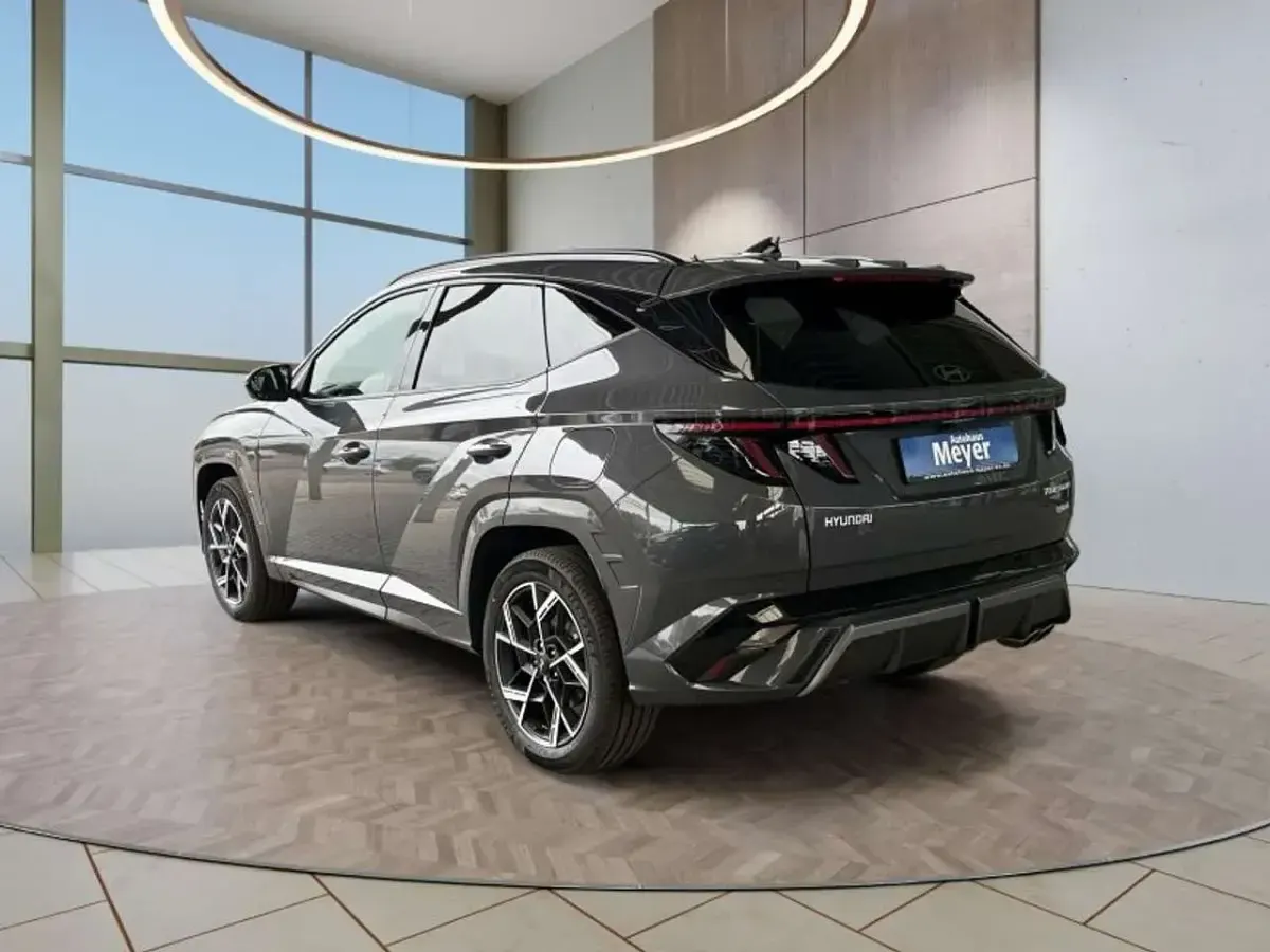 Neu Hyundai Tucson N Line 239 PS (175 kW) 2026 Ecotronic gray SUV