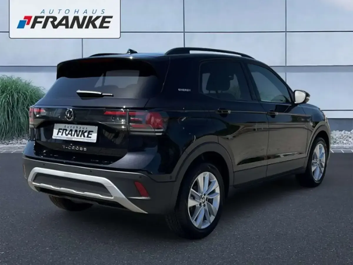 Neu VW T-Cross Life 116 PS (85 kW) 2026 Deep black perleffekt SUV