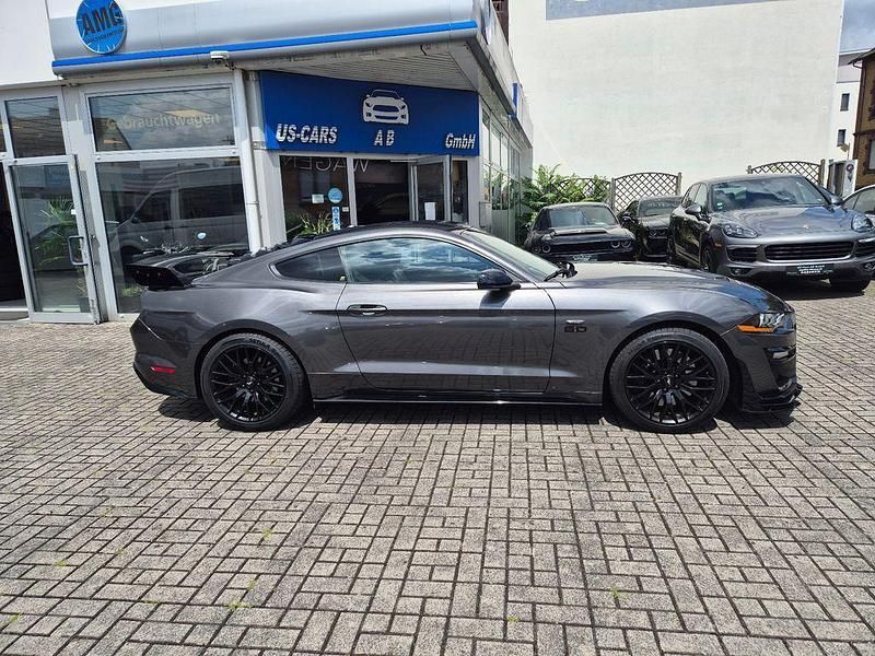 Grau Gebraucht 2019 Ford Mustang GT Coupé | 35.500 € (Fairer Preis) - Bild 1/4