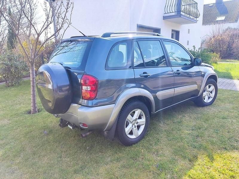 Gebraucht Toyota RAV4 Edition 150 PS (110 kW) 2005 Grau SUV