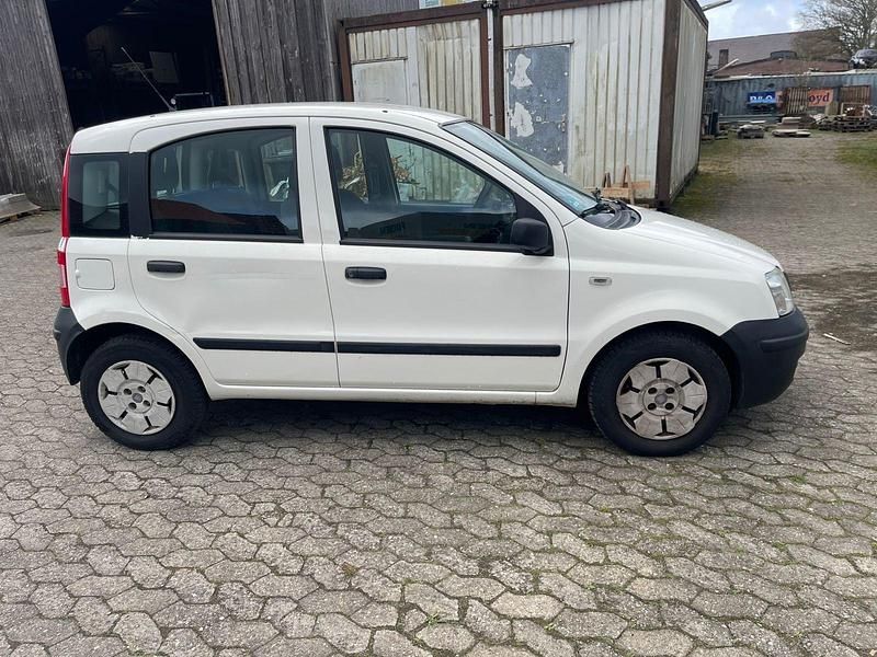 Gebraucht Fiat Panda 60 PS (44 kW) 2009 Weiß Kleinwagen