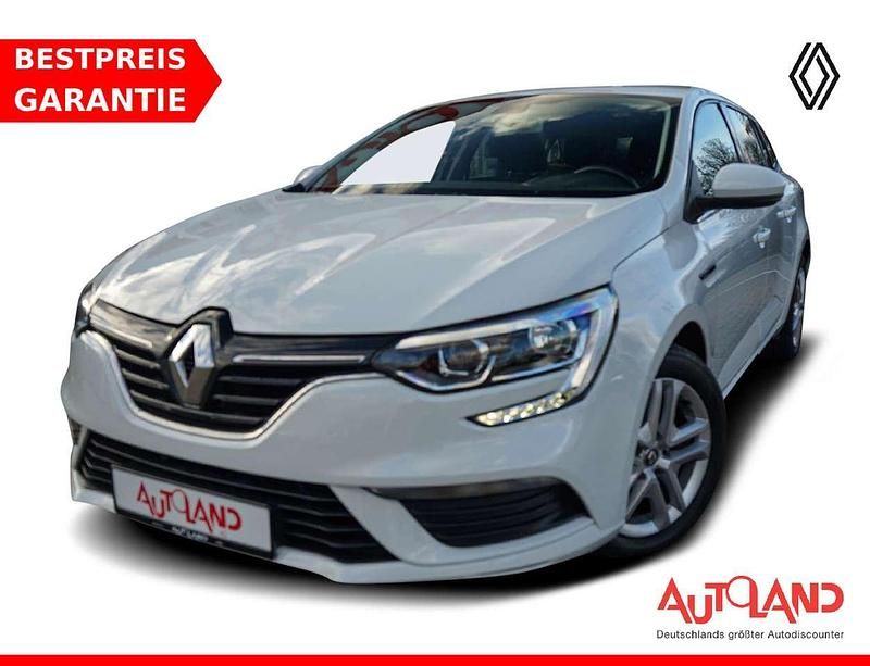 Gletscherweiss Gebraucht 2017 Renault Mégane GrandTour Life Kombi | 12.950 € (Teuer) - Bild 1/4
