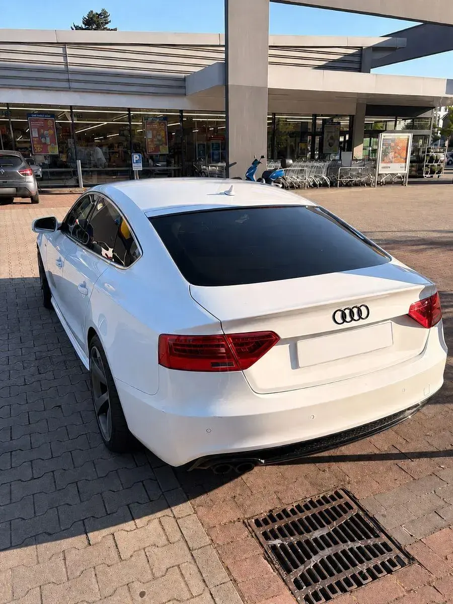 Gebraucht Audi A5 Sportback Sport 150 PS (110 kW) 2017 Weiß Kleinwagen