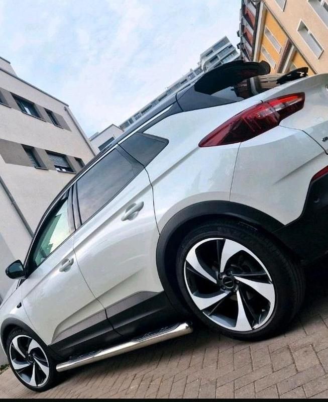 Weiß Gebraucht 2018 Opel Grandland X Ultimate SUV | 19.500 € (Etwas zu teuer) - Bild 1/4