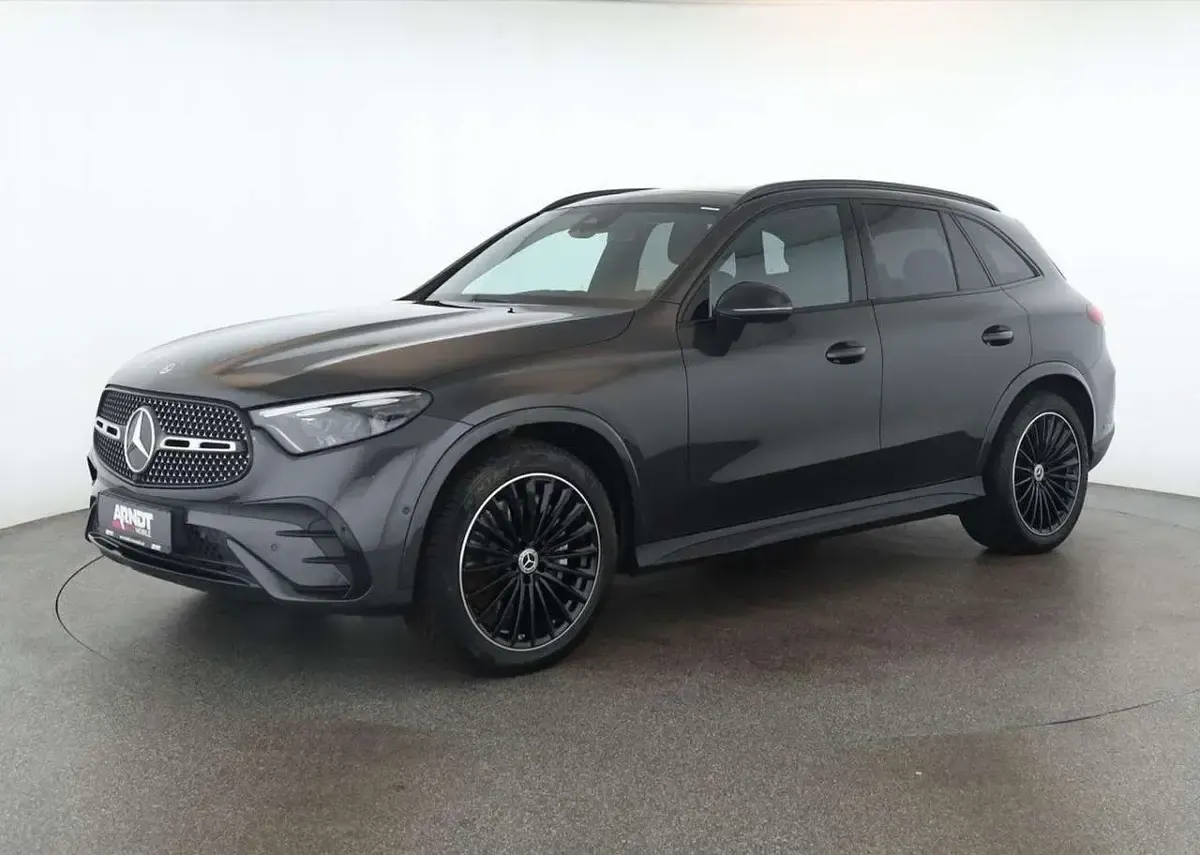 Gebraucht Mercedes GLC300 Advanced 269 PS (197 kW) 2023 Grau SUV